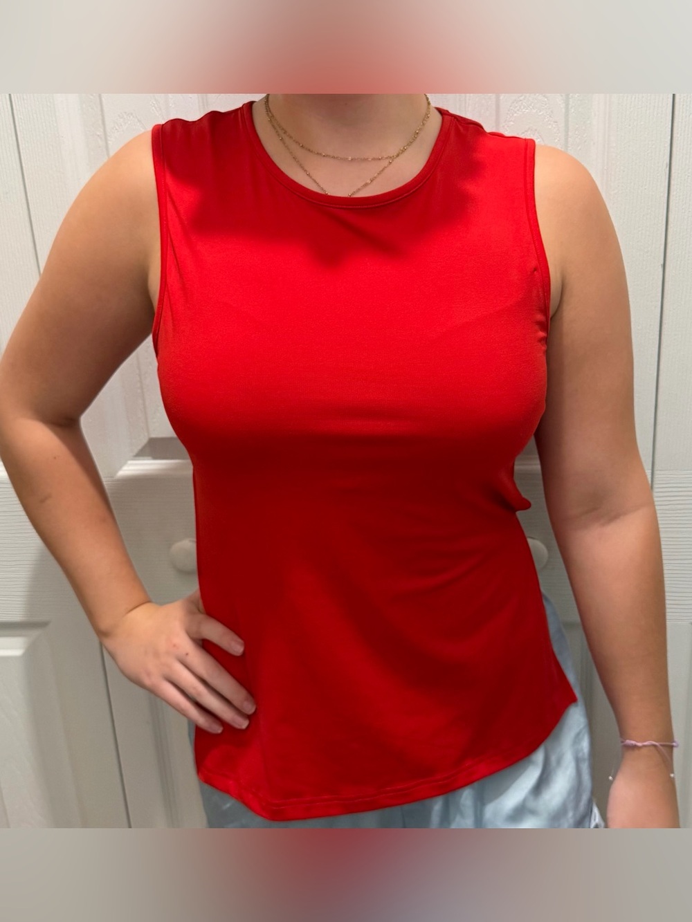Women’s Red Sleeveless Tank Top With 1/2 Opened Back